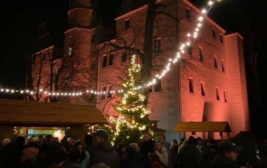 Eröffnung der Schönfelder Schlossweihnacht 2025